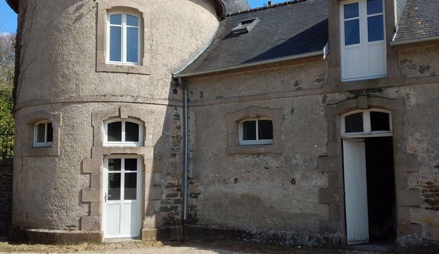 Castle outbuilding sleeps 6