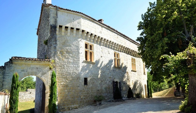 Castle Retreat near Villages