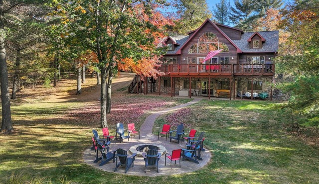 Castle Rock Lake,30 miles to Dells,Fireplace,Games