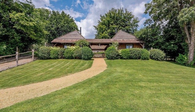 Castlemans Stables East