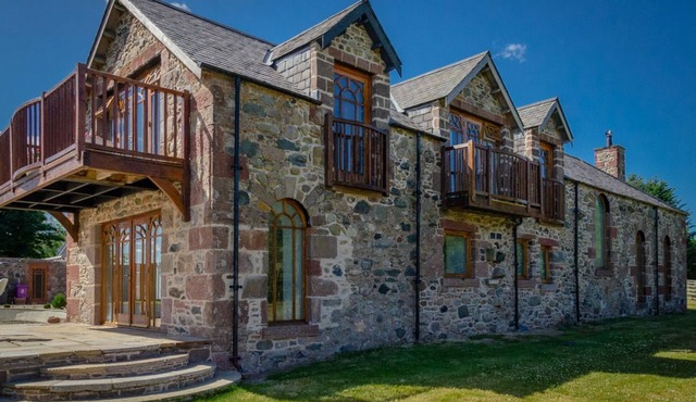 Castleview - Newton Steading