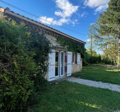 Castres maisonnette proche du centre ville, parking et jardin