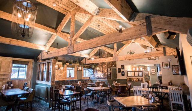 Cat & Lion Country Pub and Hotel