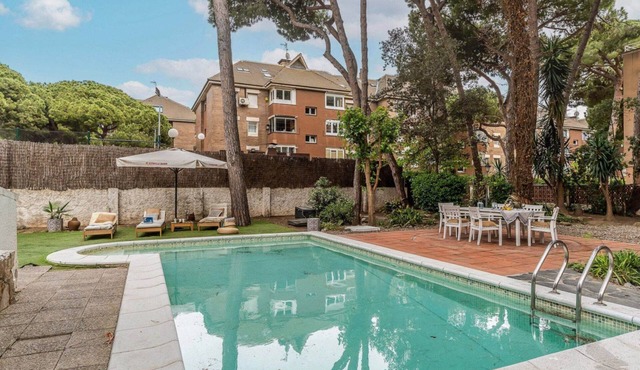 Catalan Villa, private pool&garden close to beach