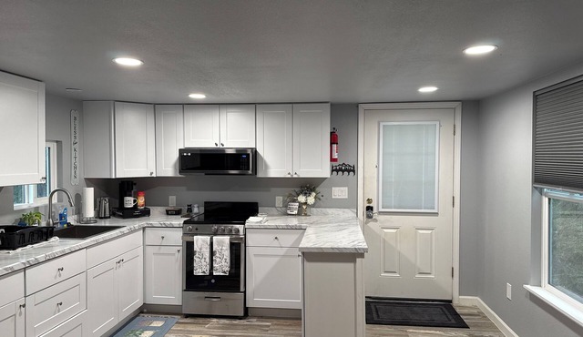 Cataldo’s hidden 2 bedroom gem minutes from skiing and Coeur d’Alene