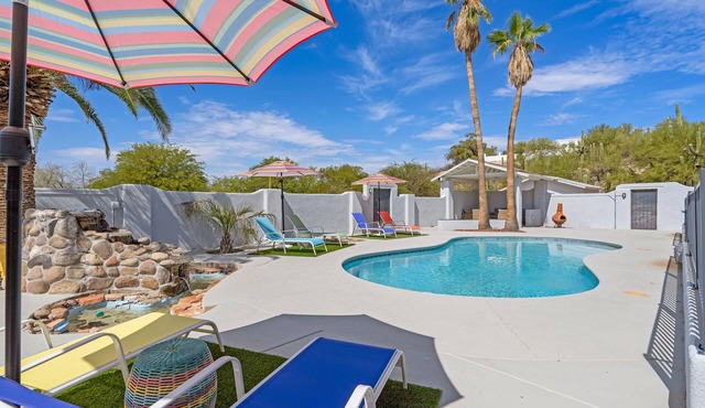 Catalina Foothills/heated Pool/Guesthouse/sleeps 16