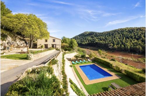 Catalunya Casas Sublime seclusion in Catalonia wine Region!