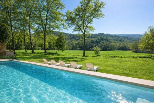Catalunya Casas Countryside Delight between Girona and France