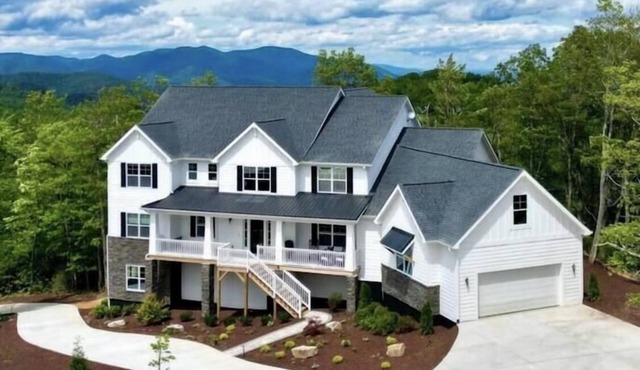 Catawba Falls Mountain Manor