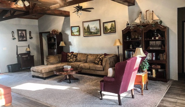 Catawba Fish House next to Herbs Bait