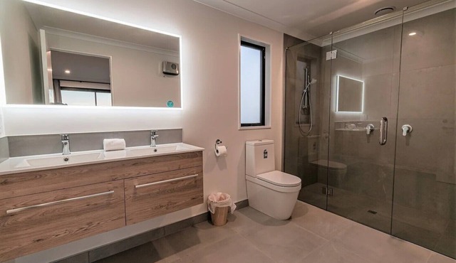 Catch N Relax (2 Jimmys)