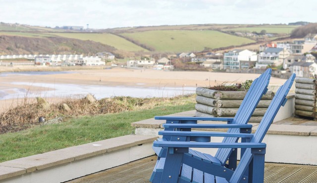 CATCH THE WAVE, pet friendly, country holiday cottage in Newquay