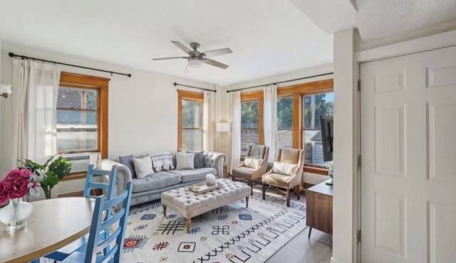 Cathedral Hill 3-bedroom charm