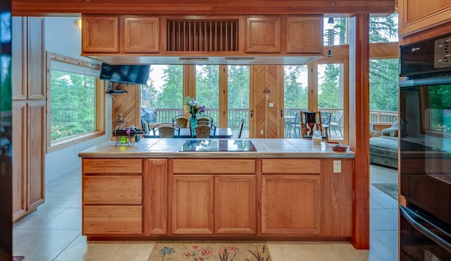 Cathedral in the Pines near Flathead Lake, 3000 Sq Ft