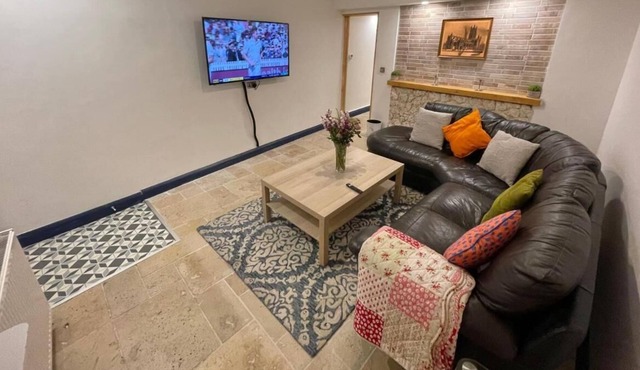 Cathedral view cottage