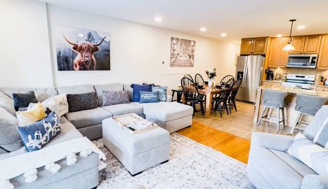 Catskill Mt Oasis: sunset terraces fireplaces pool