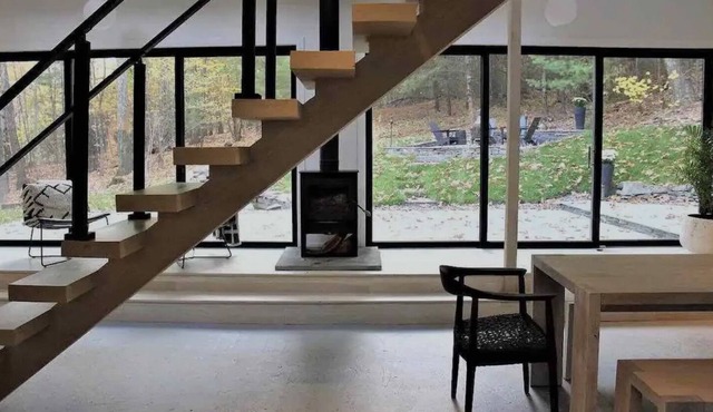 Catskills art studio turned modern loft in Accord