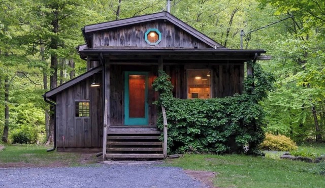 Catskills + Hot Tub + Fire Pit | Chic Cabin