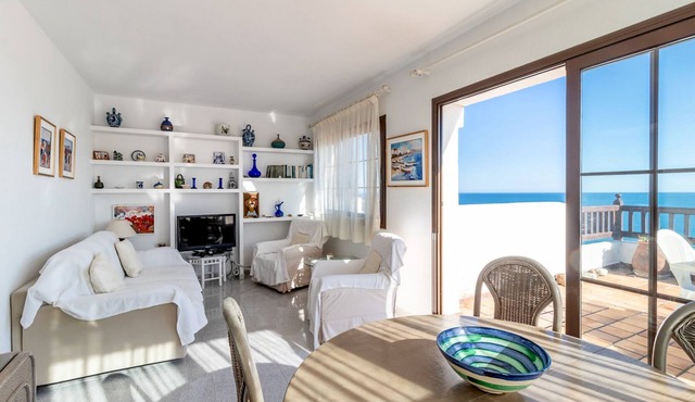 Cau del Llop 77 Apartment with terrace and views