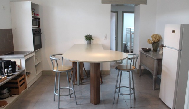 Cauroy Les Hermonville: Spacious cottage, fully renovated with style decoration. All mod cons.