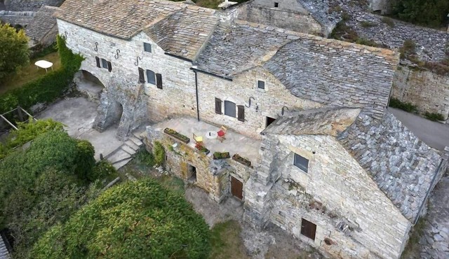 caussenarde beautiful house close to the Tarn Gorges