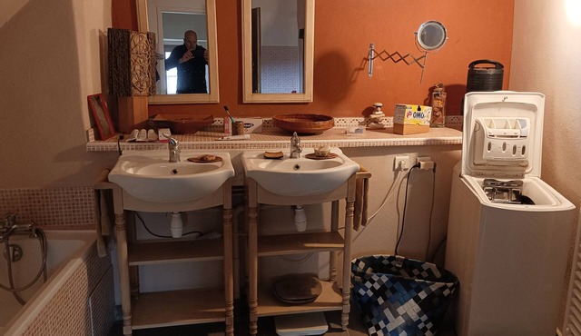 Caussenarde stone house