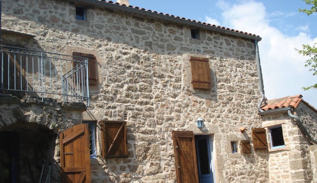 Caussenarde traditional house of 60 M2, with land of 800 M2.