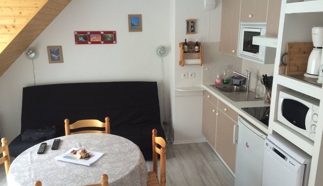 Cauterets rent T2 + alcove, private parking, wifi, 4 pers