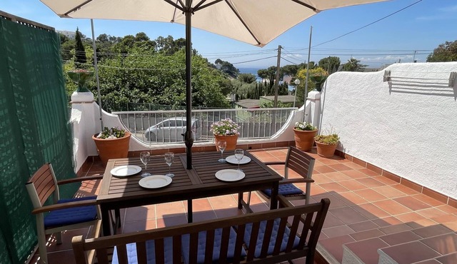 CAV. Semi-detached house with parking at 200m from Almadraba´s beach