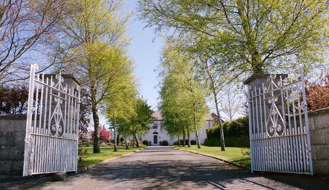 Cavan House - Luxury Georgian Farmhouse at the foot of the Mourne Mountains