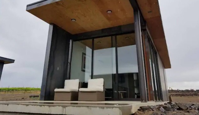 Cave B Ridge - next to Gorge Ampitheatre