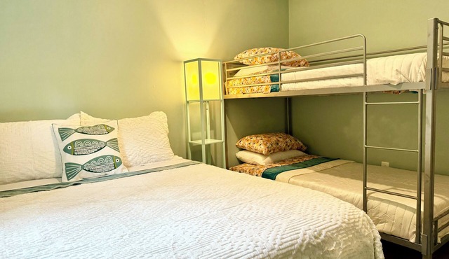 Cayuga lake cottage with private lake access