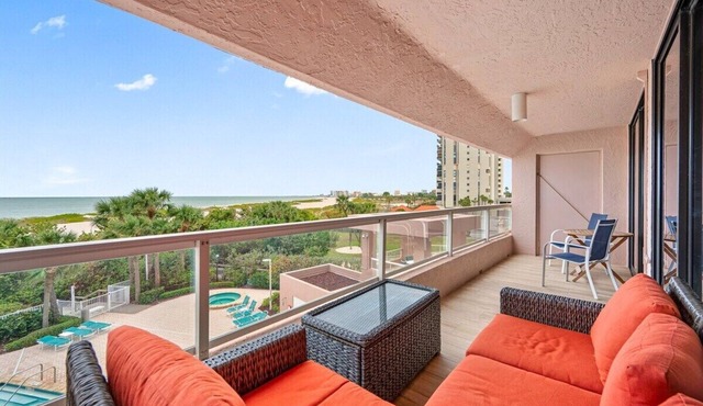 🌟CBC 2-3C –Beach front/pool/pickleball/gym/sauna/private balcony!