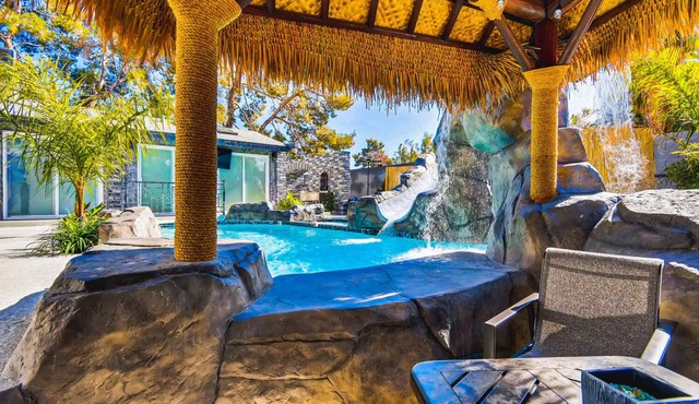 CC Upgraded 9BD/8BA Villa Near Vegas Strip-3.6mi