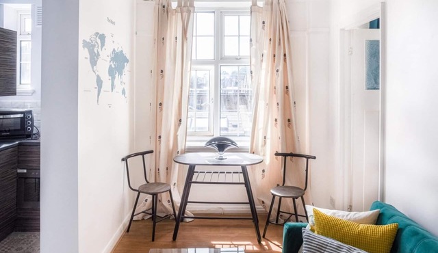 CCO-23 Cambridge Court