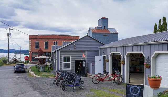 CDA Bunkhouse in Harrison