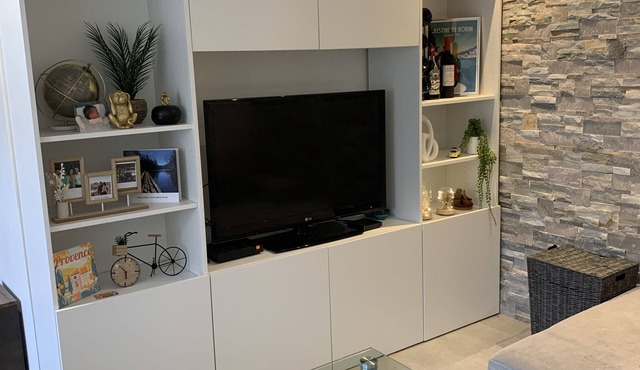 Ce Logement Familial est Proche de Toutes Commodités et Sites Touristiques