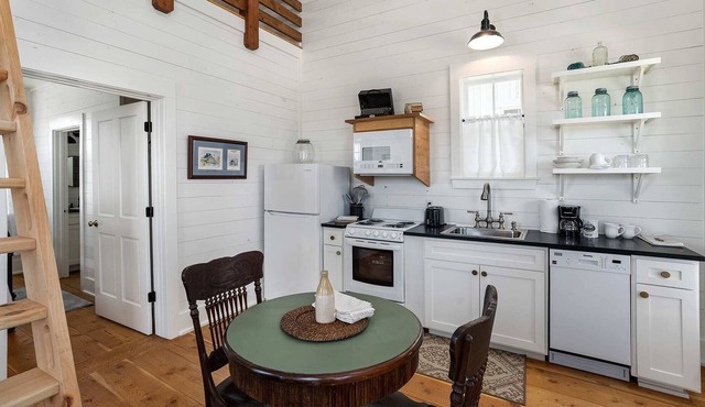 Cedar Break - Family Cabin A