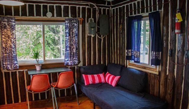 Cedar Cabin - North Frontenac Lodge