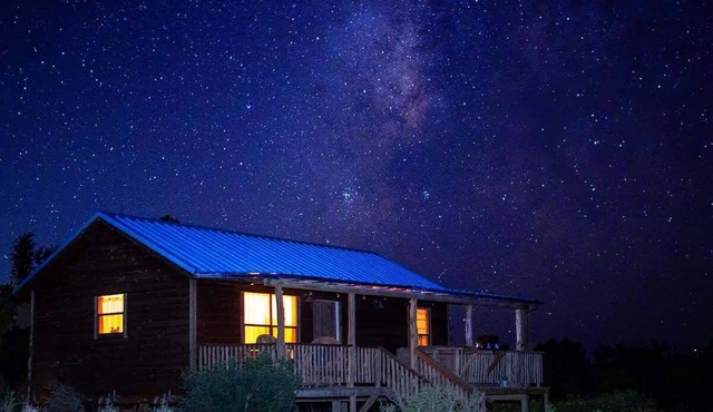 Cedar Cabin w/Beautiful Sunset Views