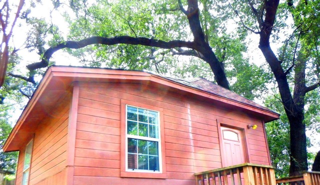 Cedar Cottage, Cozy Getaway Only 10 Mins To Austin