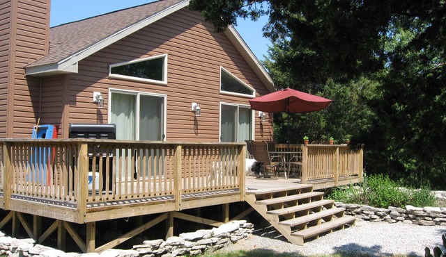 Cedar Cottage - Kelleys Island (Lake Erie) Vacation Retreat