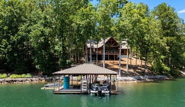 Cedar Cove on Lake Keowee!