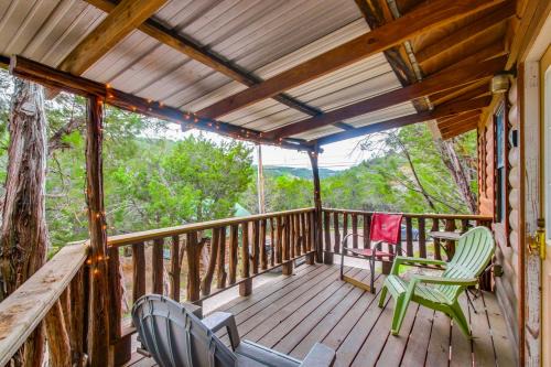 ‘Cedar Falls Cabins #6’: Hillside w/Views!
