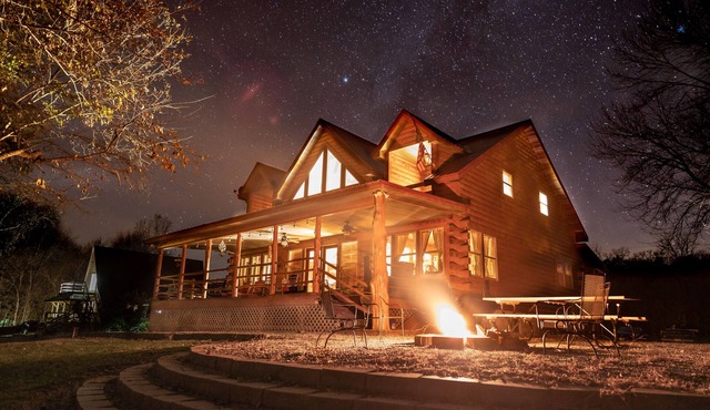 Cedar Gable - Riley outfitter