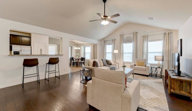 Cedar Park Executive Stay