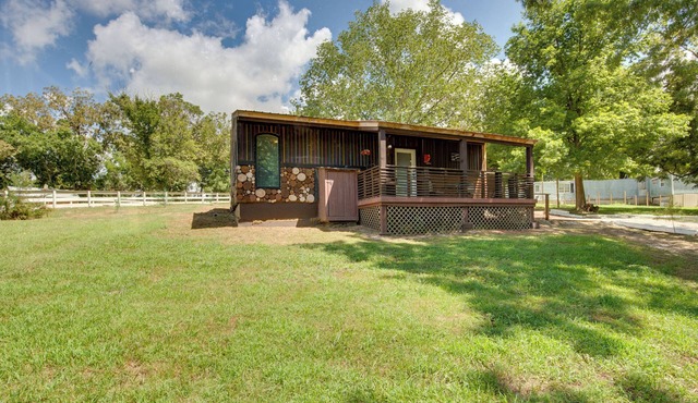 'Cedar Pointe' - Peaceful Lake Cabin in Odessa