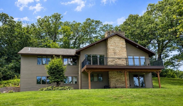 Cedar & Stone Retreat