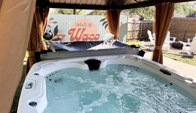 Cedar & Thyme - Hot Tub+ Near Downtown
