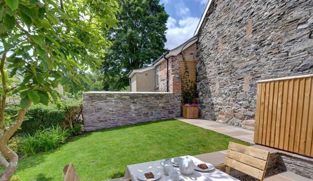 Cedar Tree Cottage in the beautiful Ruthin